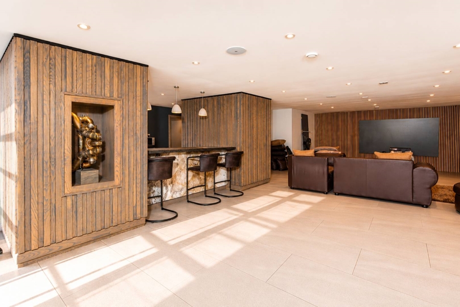 6 Bedroom Property for Sale in Birdwood Estate North West